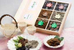 通販のベストセラー！木箱＆和風のパッケージは目上の方にもおすすめ！ 昆布詰め合わせ